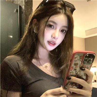 森林孤影